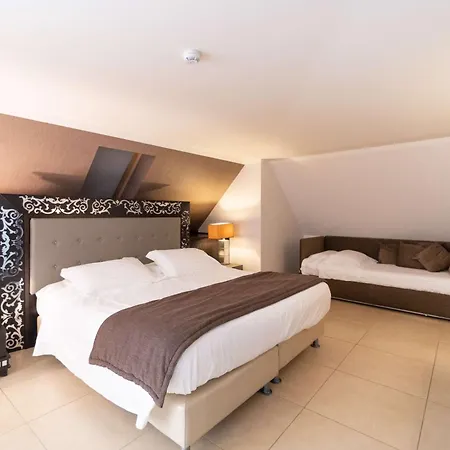 Western Perla Del Porto Catanzaro