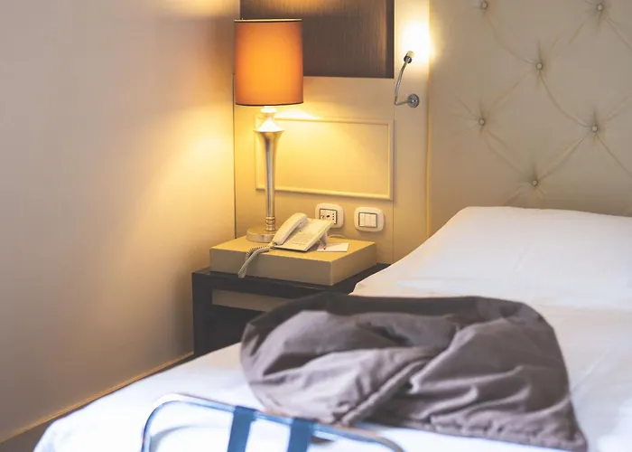 Hotel Western Perla Del Porto 4*