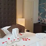 Отель Western Perla Del Porto Катандзаро
