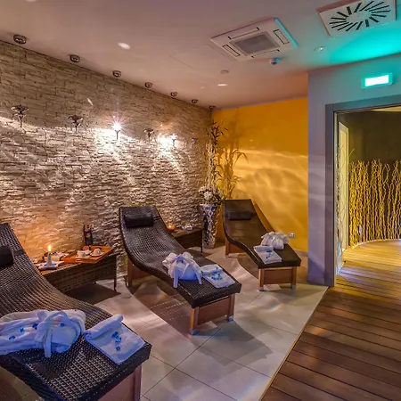 فندق Western Perla Del Porto كاتانزارو