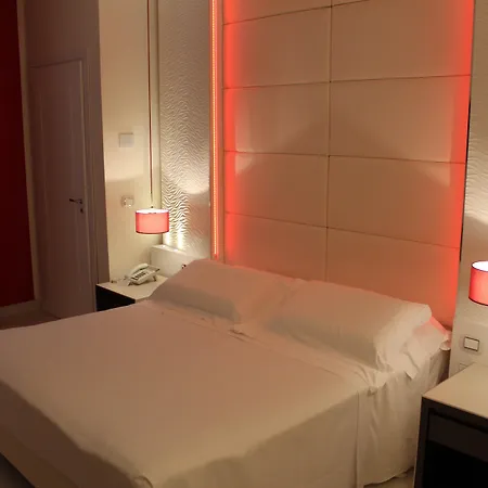 Hotel Western Perla Del Porto 4*