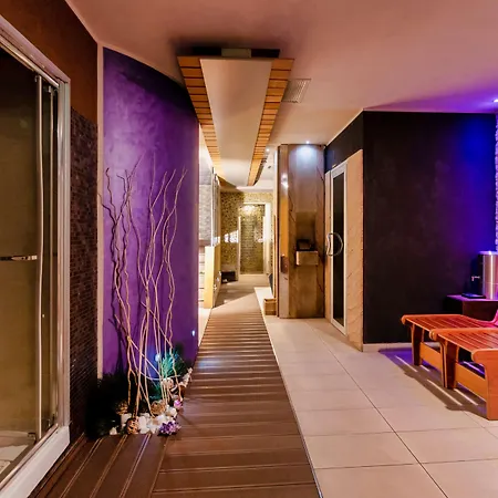 Western Perla Del Porto Hotel 4*