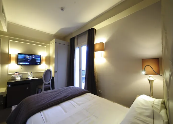 Hotel Western Perla Del Porto 4*